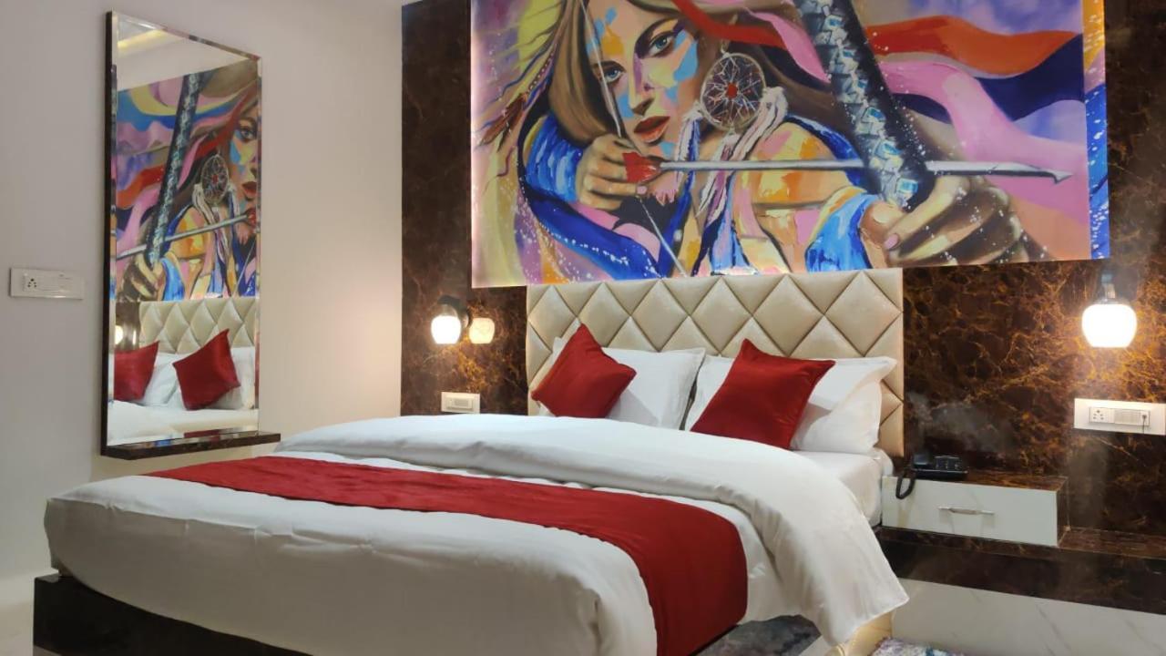 Hotel Relax Bhopal Bagian luar foto